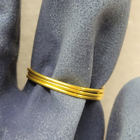 Gold Wire Wrapped Natural Carnelian Bead Ring - Picture 6 of 10